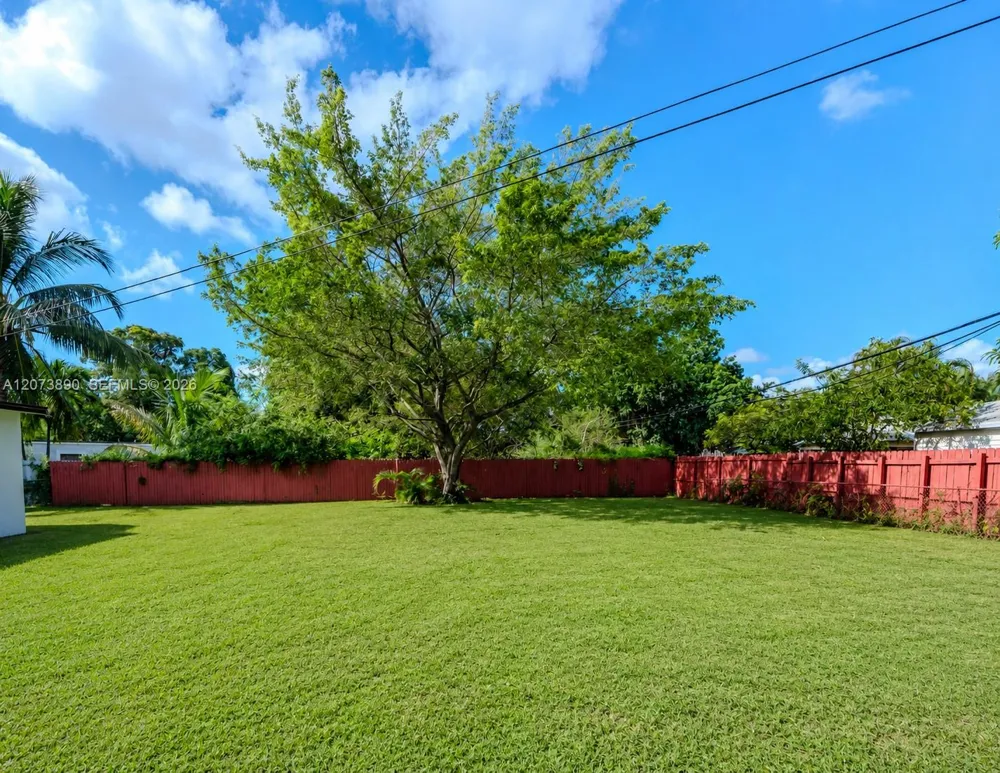 16400 NW 23rd Ct Miami Gardens, FL 33054