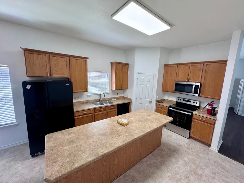 1613 Castle Creek Drive Little Elm, TX 75068