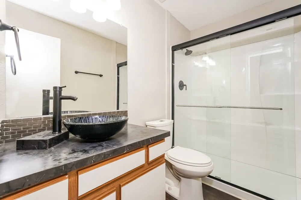 407 Harvard Drive Glenn Heights, TX 75154