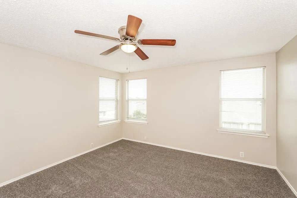 407 Harvard Drive Glenn Heights, TX 75154