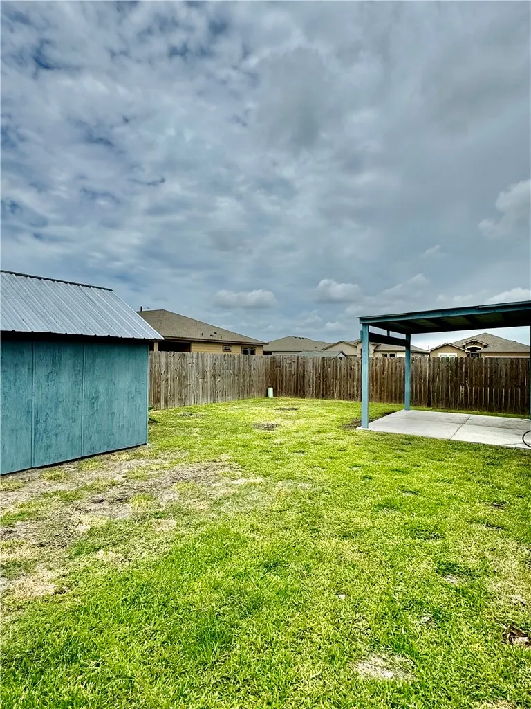 7517 Sable Creek Drive Corpus Christi, TX 78414