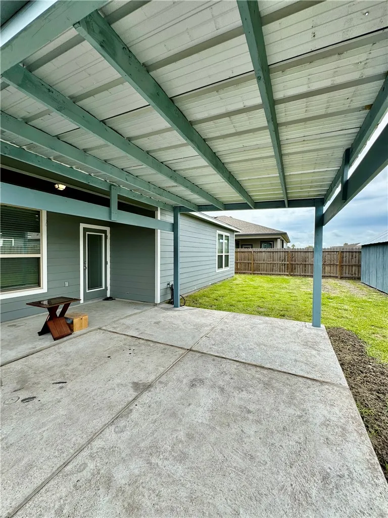 7517 Sable Creek Drive Corpus Christi, TX 78414