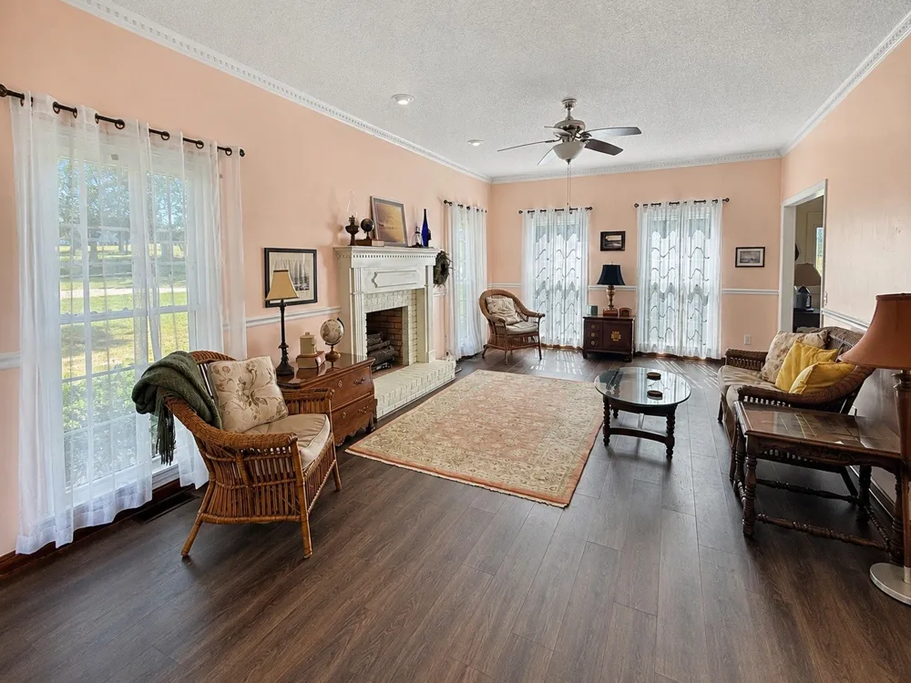 51 Morris Dr Carthage, TN 37030