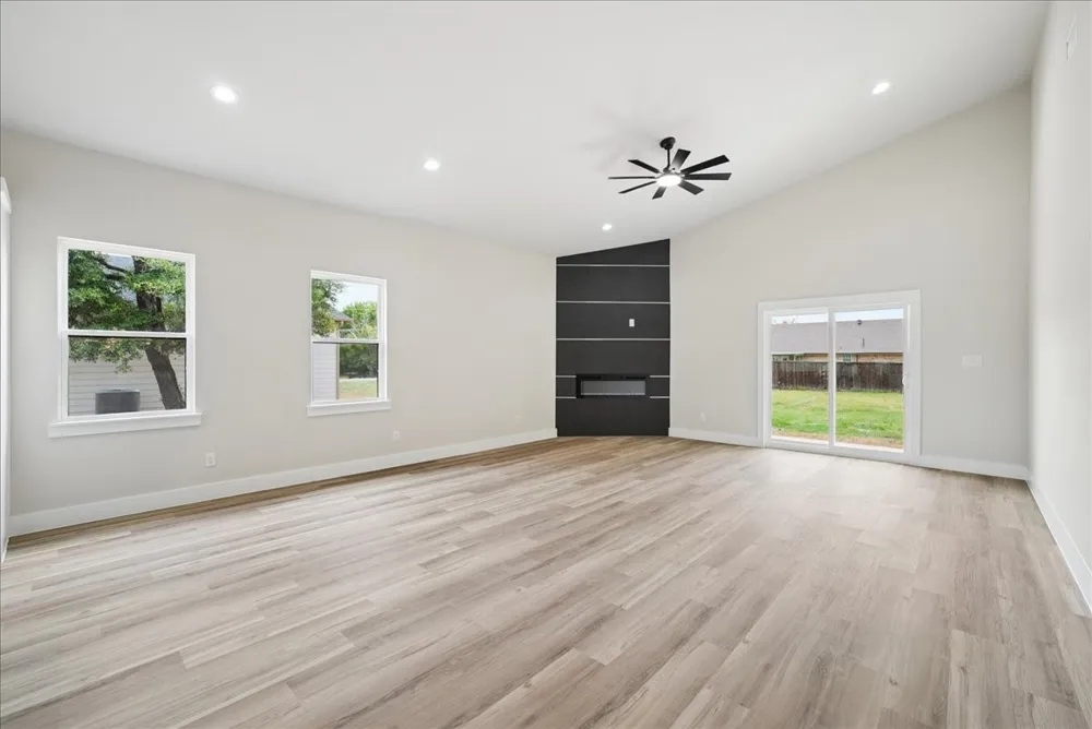 106 W Dogwood Trail Fate, TX 75087