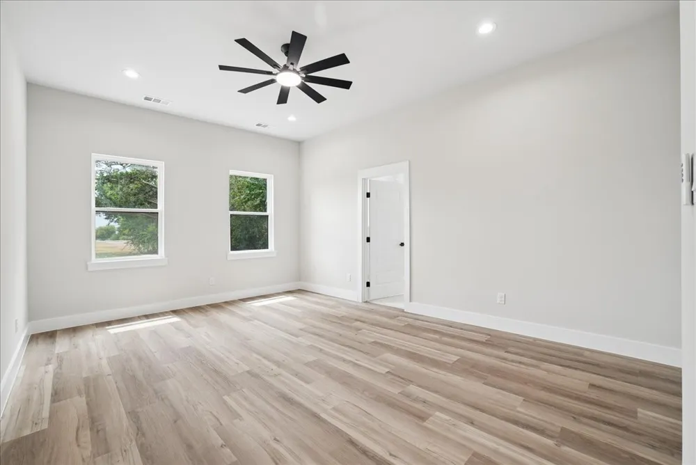 106 W Dogwood Trail Fate, TX 75087