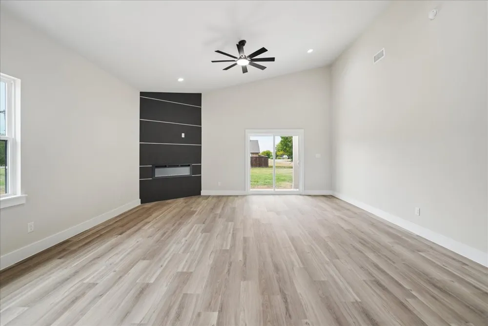 106 W Dogwood Trail Fate, TX 75087