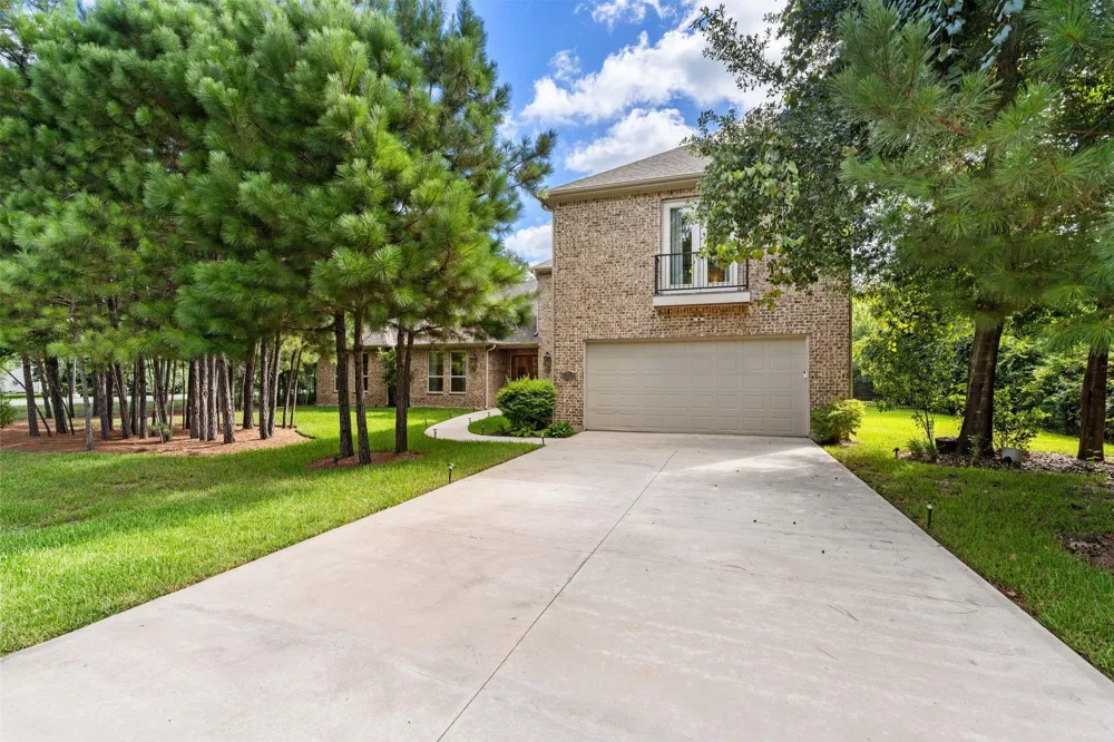 25034 Tarlton Court Tomball, TX 77375