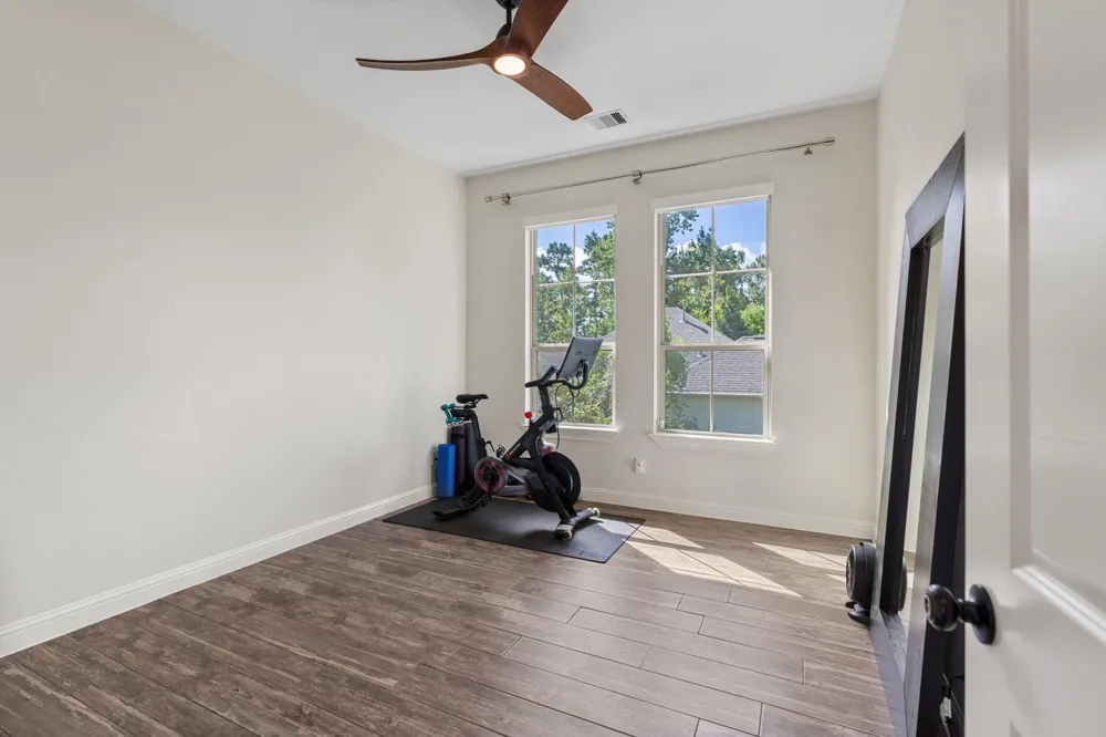 25034 Tarlton Court Tomball, TX 77375