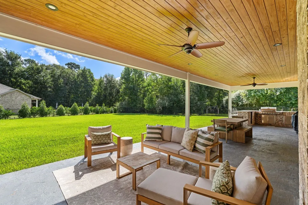 25034 Tarlton Court Tomball, TX 77375