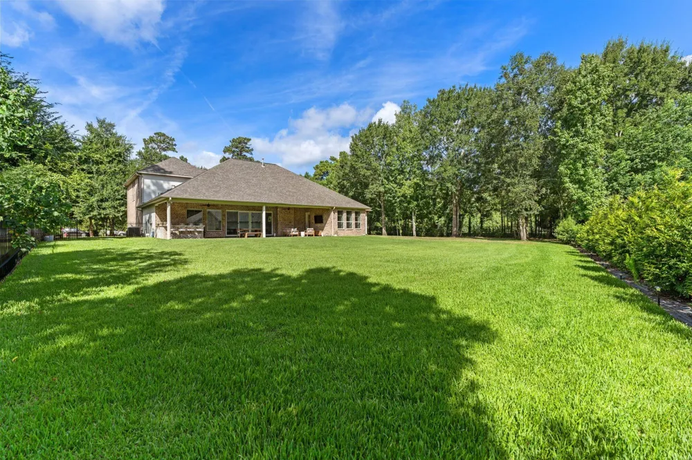 25034 Tarlton Court Tomball, TX 77375