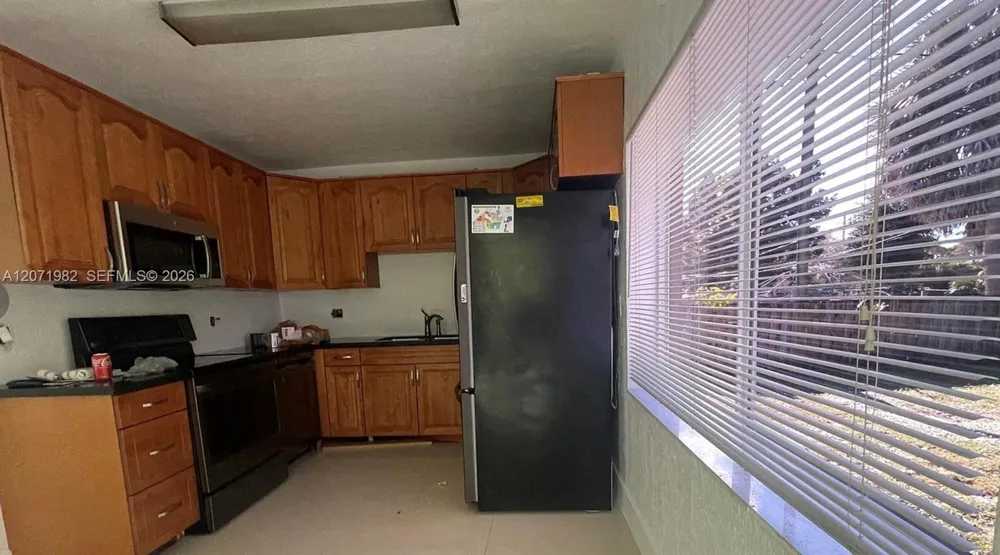 15760 NE 18th Ct North Miami Beach, FL 33162