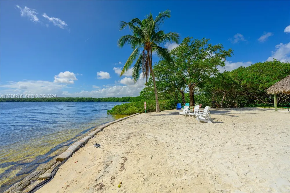 5990 Paradise Point Dr #5990 Palmetto Bay, FL 33157