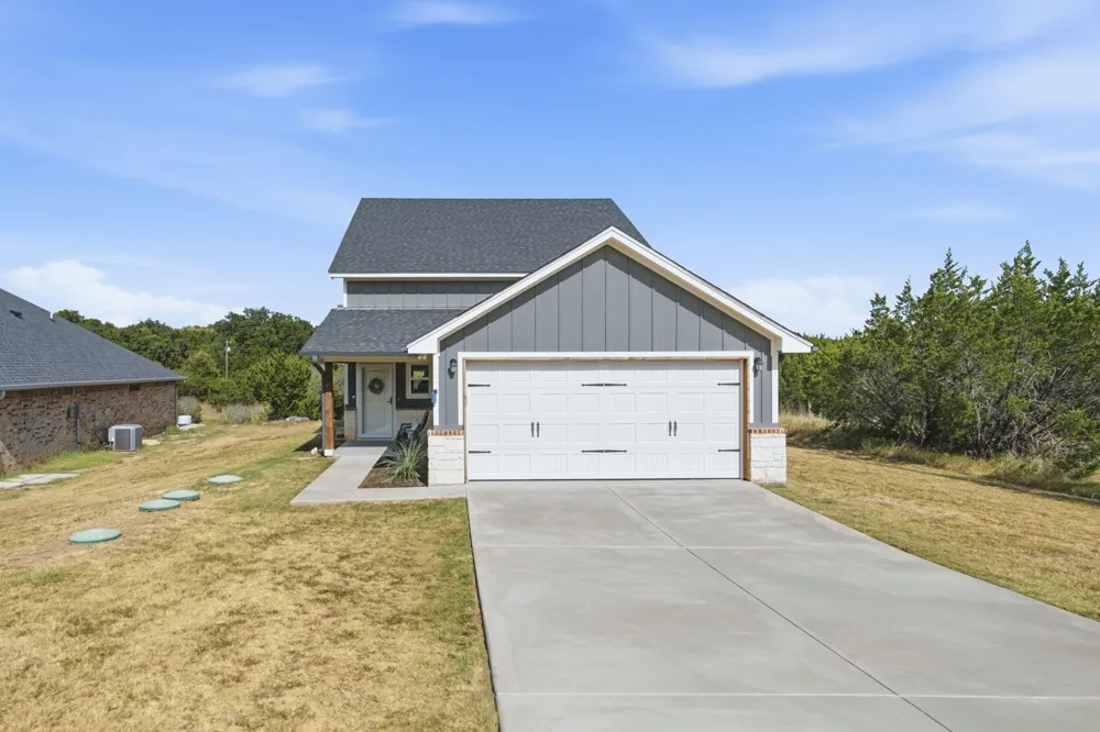 5101 Santa Fe Street Granbury, TX 76048
