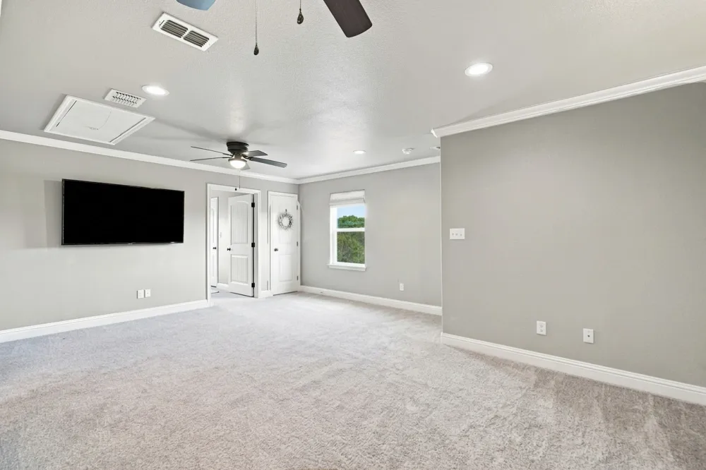5101 Santa Fe Street Granbury, TX 76048