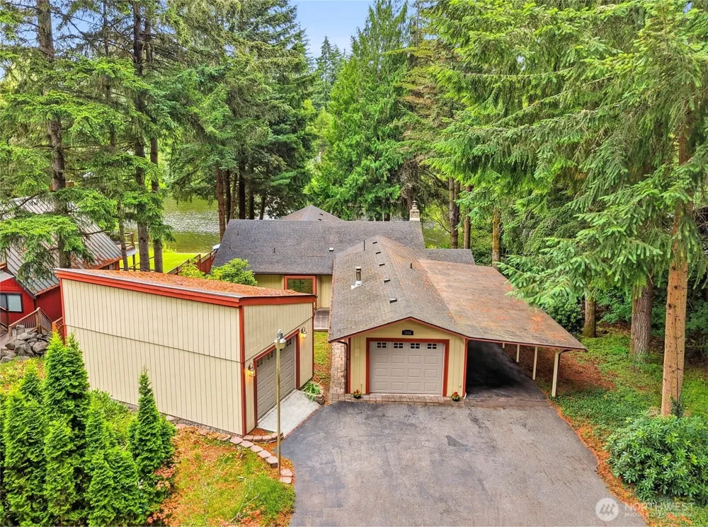 7836 Tanwax Drive SE Olympia, WA 98513