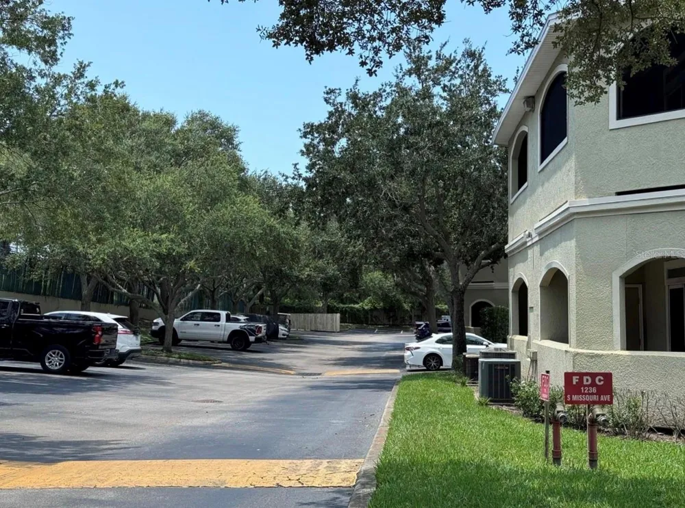 1238 S MISSOURI AVENUE #102 Clearwater, FL 33756