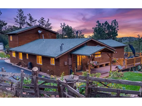 3050 Rainbow Lane