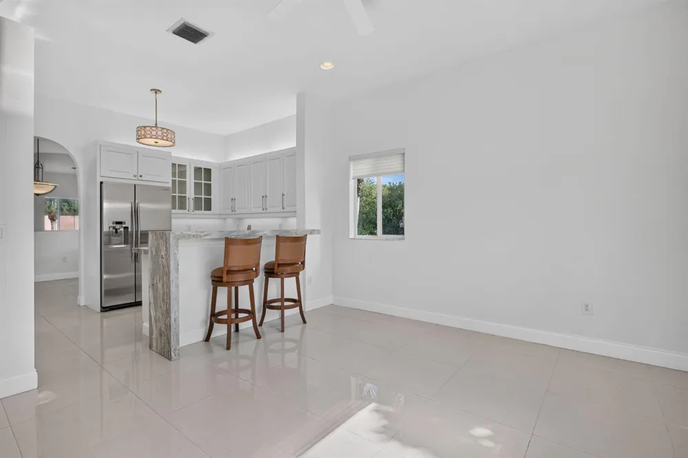 7940 Exeter Circle E #201 Tamarac, FL 33321