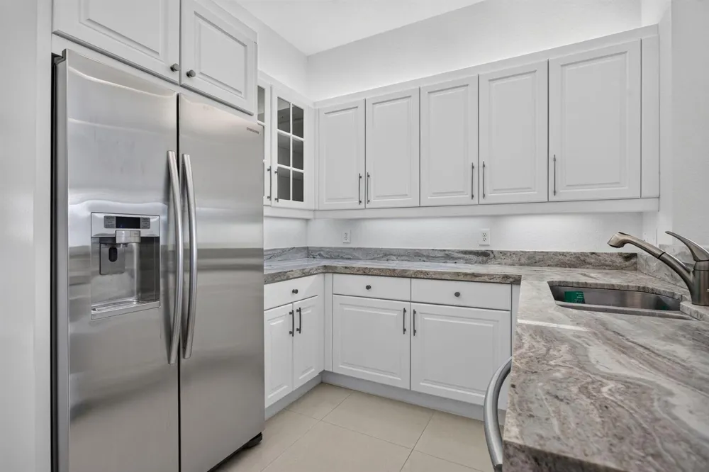 7940 Exeter Circle E #201 Tamarac, FL 33321