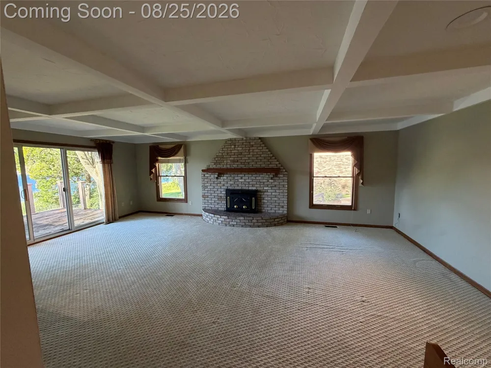 152 Overlake Lake Orion Village, MI 48362