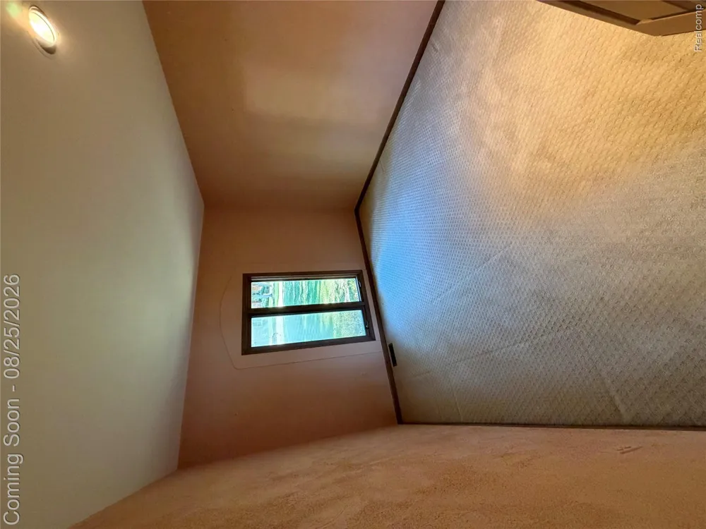152 Overlake Lake Orion Village, MI 48362