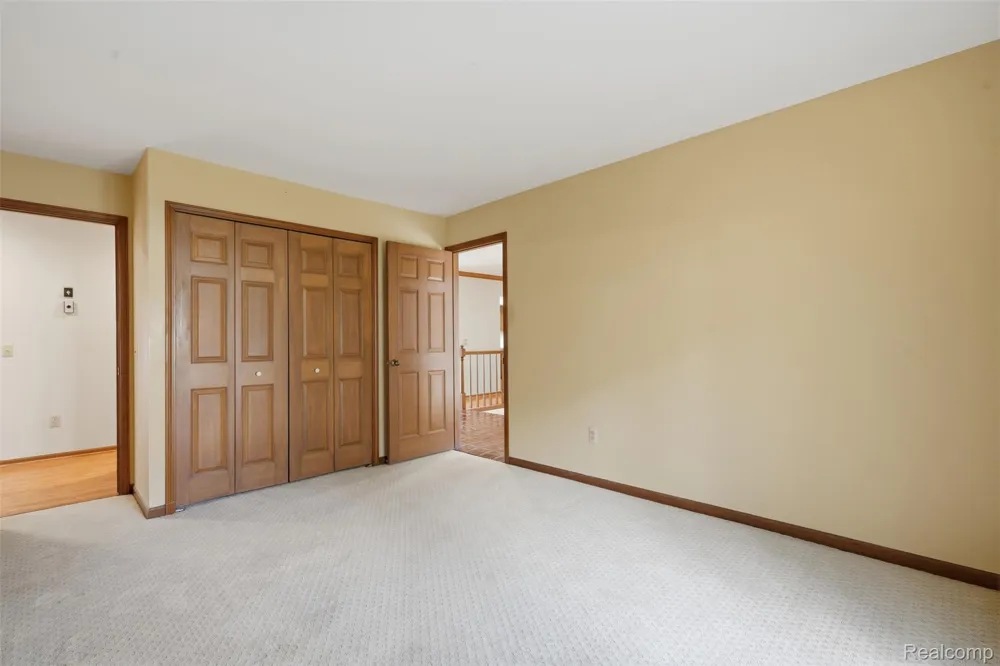 152 Overlake Lake Orion Village, MI 48362