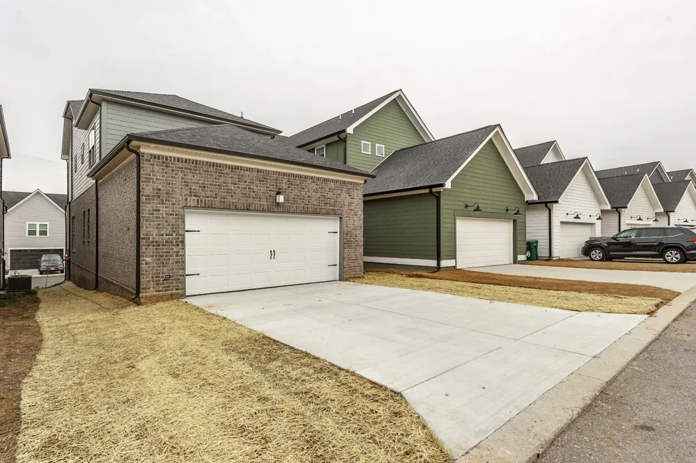 162 Oasis Dr La Vergne, TN 37086