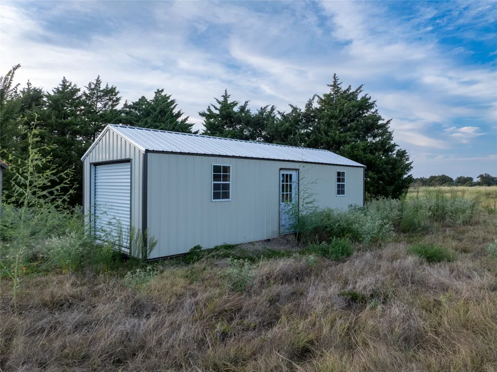 238 County Road 337 Rosebud, TX 76570