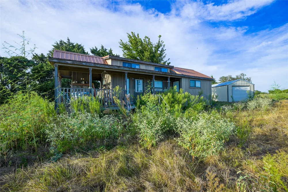 238 County Road 337 Rosebud, TX 76570