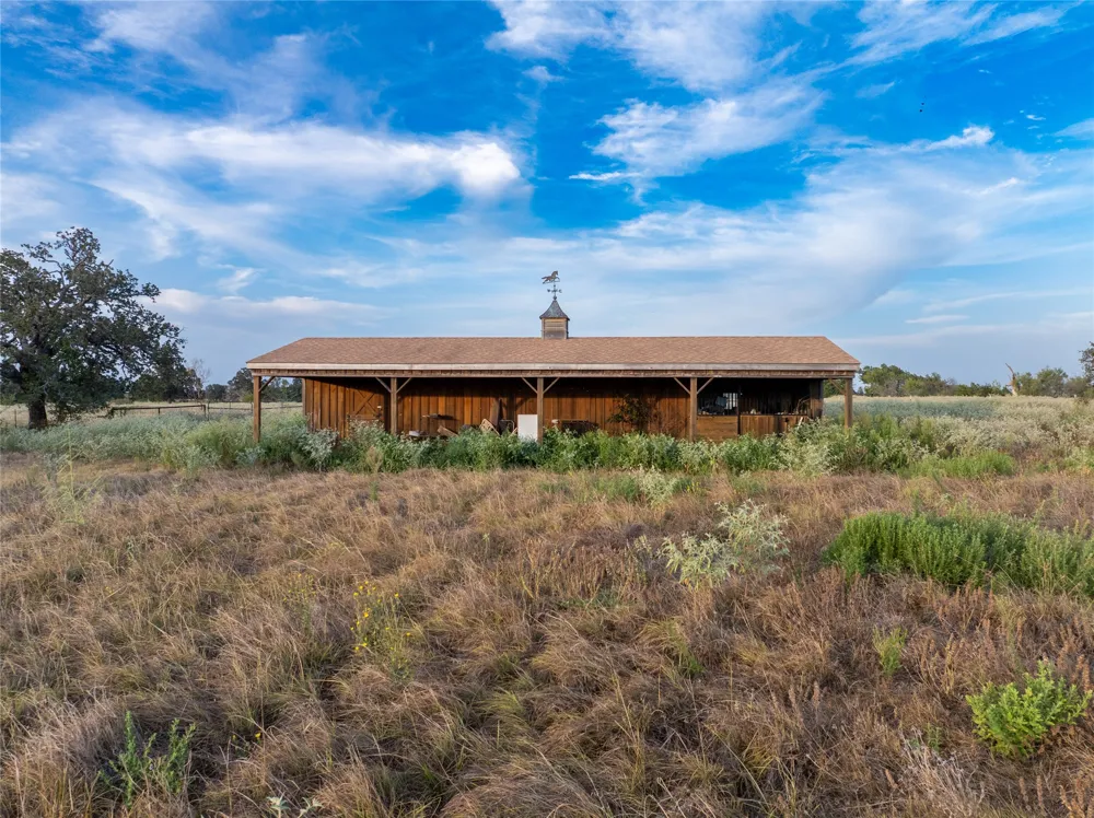238 County Road 337 Rosebud, TX 76570