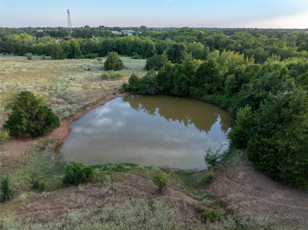 238 County Road 337 Rosebud, TX 76570