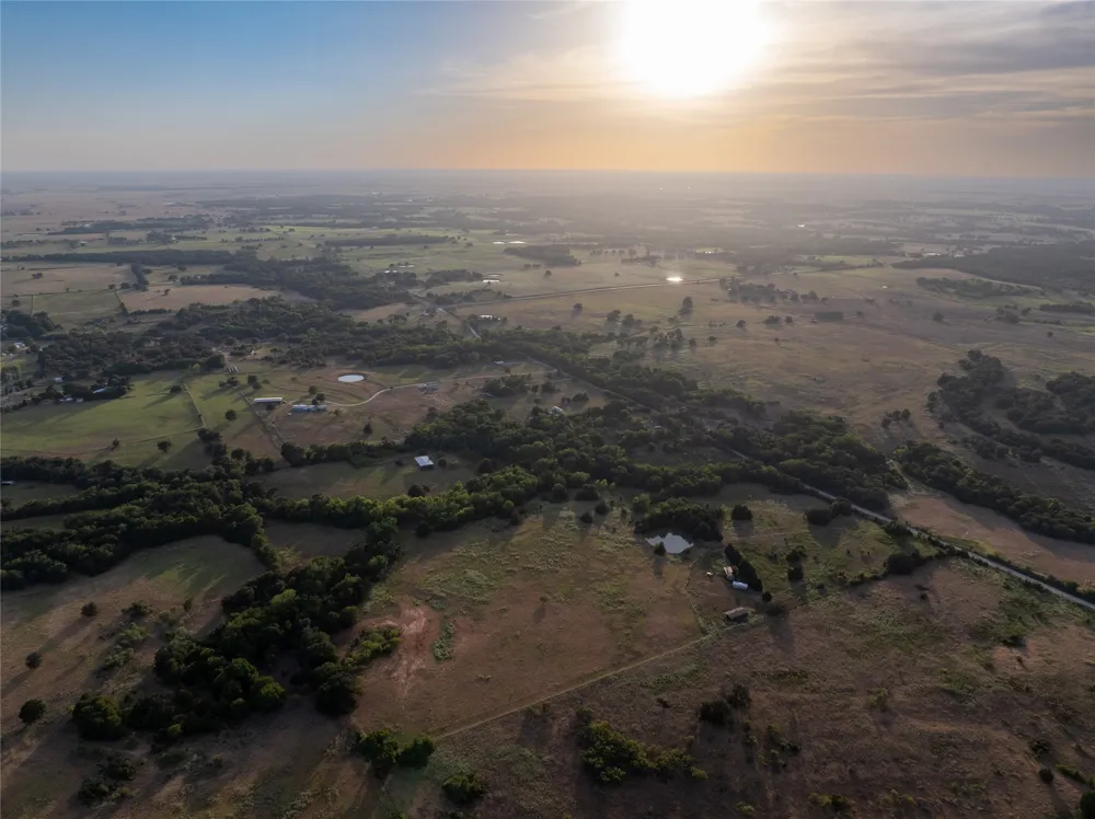 238 County Road 337 Rosebud, TX 76570