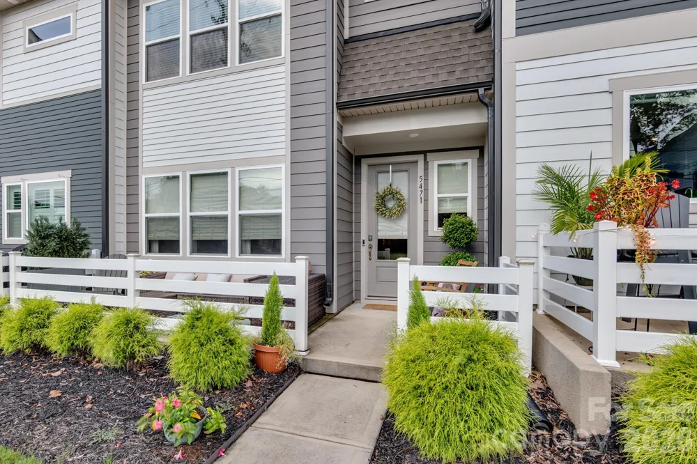 5471 Comiskey Alley Kannapolis, NC 28081