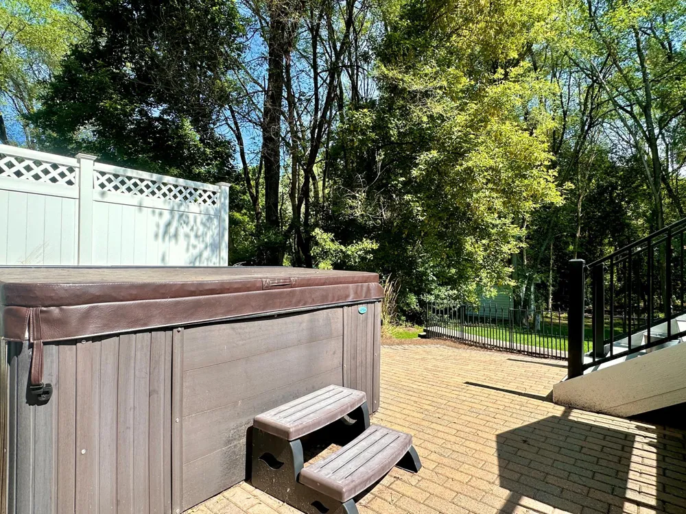 3598 Searle Court Vadnais Heights, MN 55127