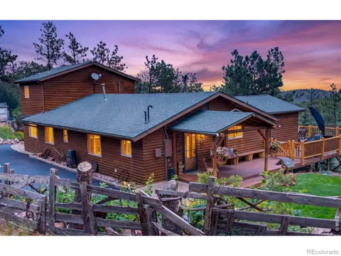 3050 Rainbow Lane