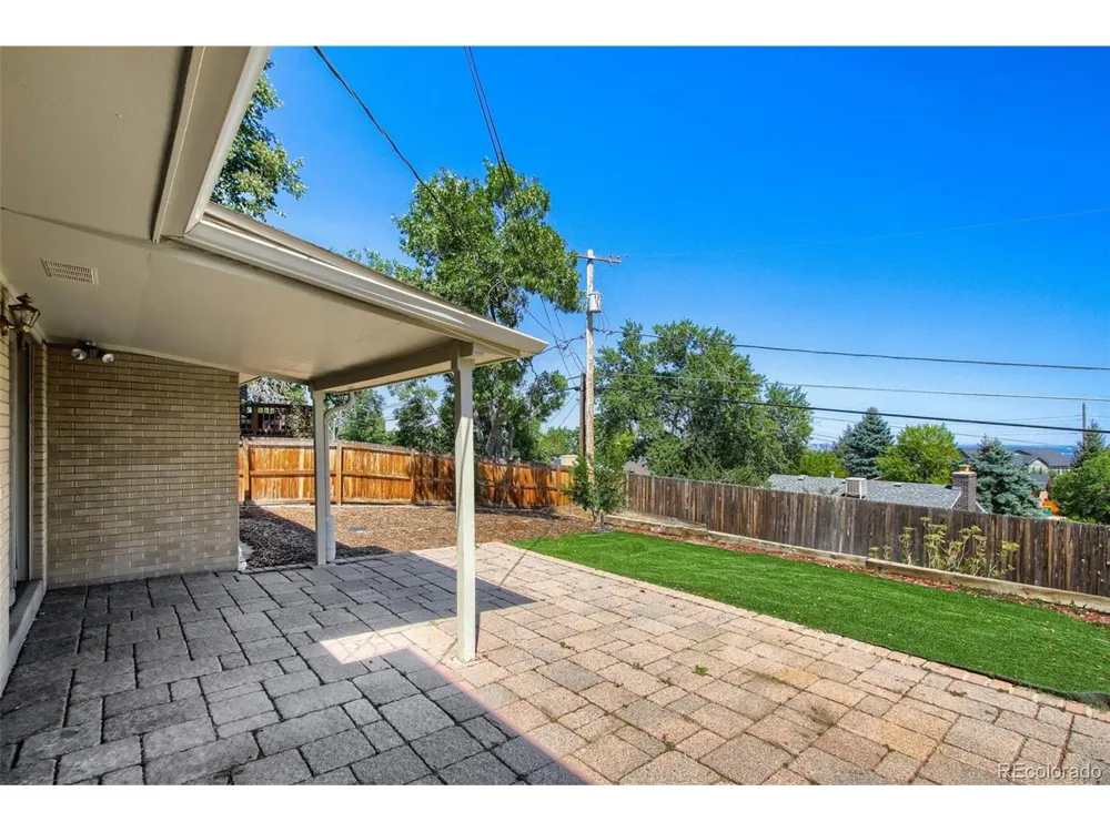 960 S Arbutus Street Denver, CO 80228