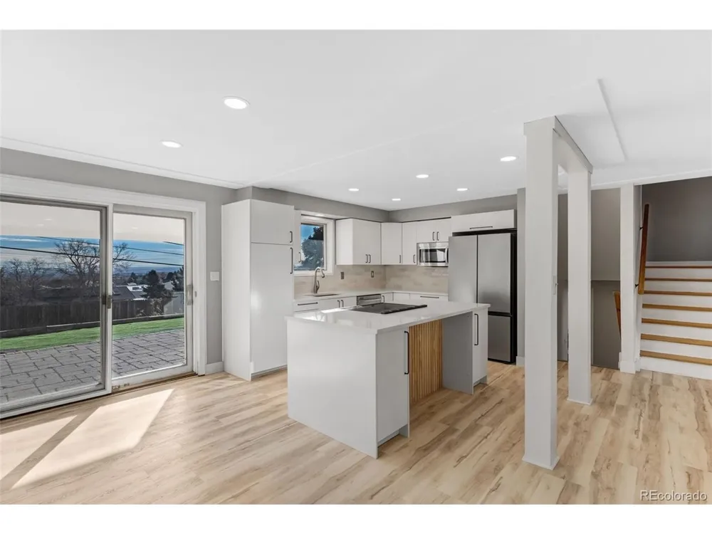 960 S Arbutus Street Denver, CO 80228