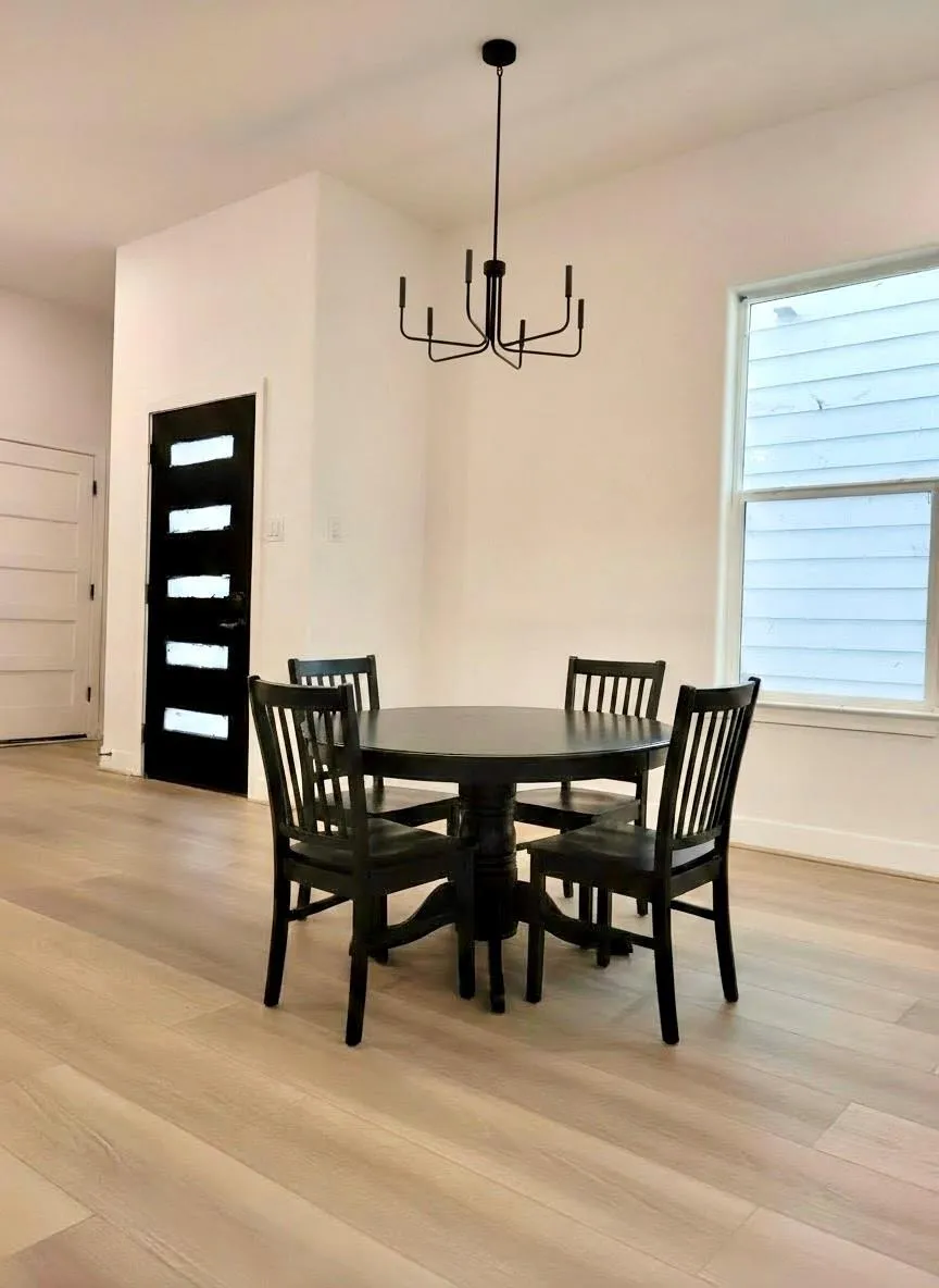 7012 Sidney Street Houston, TX 77021
