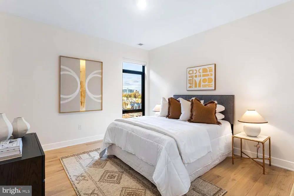 6718 LOWELL AVENUE #802 Mclean, VA 22101