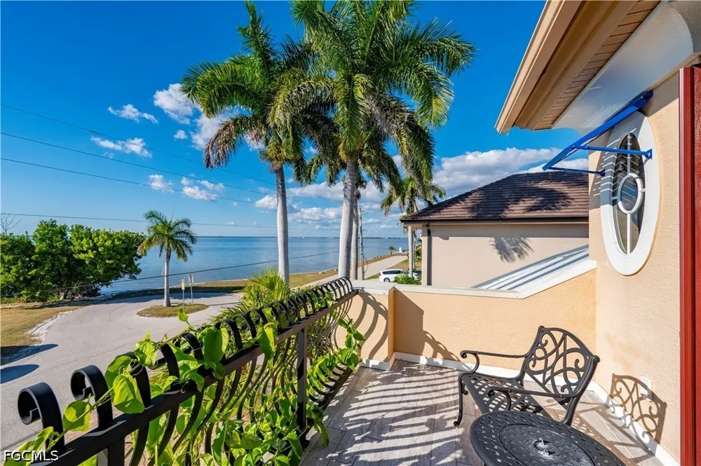 Colony Point Drive Punta Gorda, FL 33950