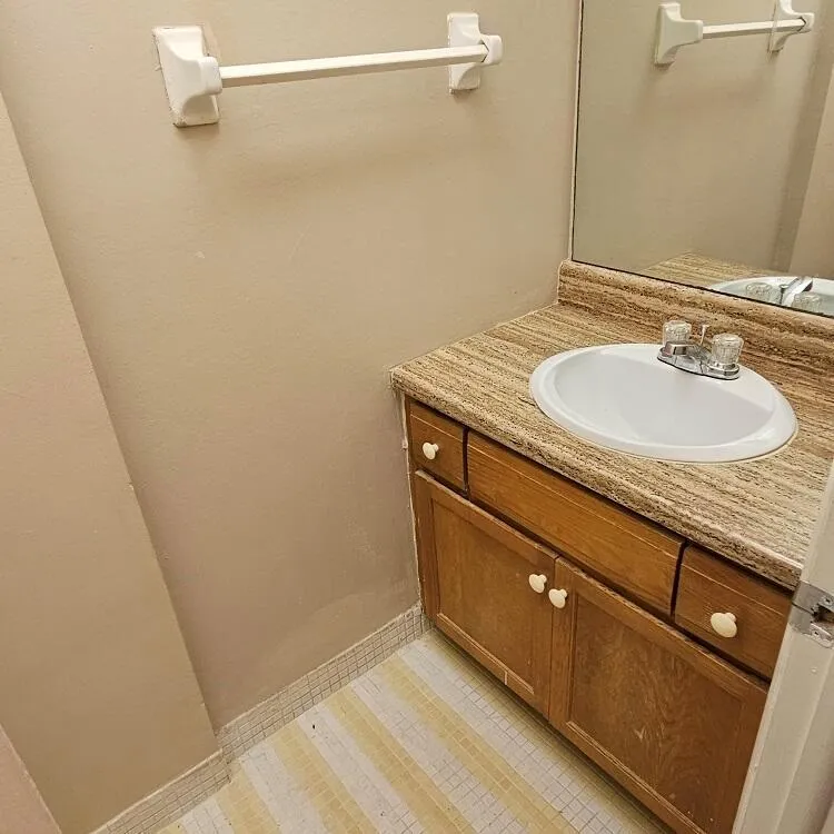 3690 INVERRARY DRIVE #2Y Lauderhill, FL 33319