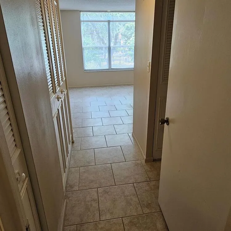 3690 INVERRARY DRIVE #2Y Lauderhill, FL 33319