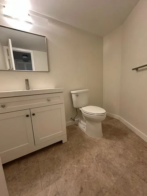 6751 University Drive #312 Tamarac, FL 33321