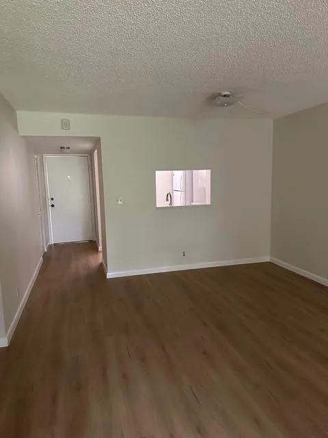 6751 University Drive #312 Tamarac, FL 33321