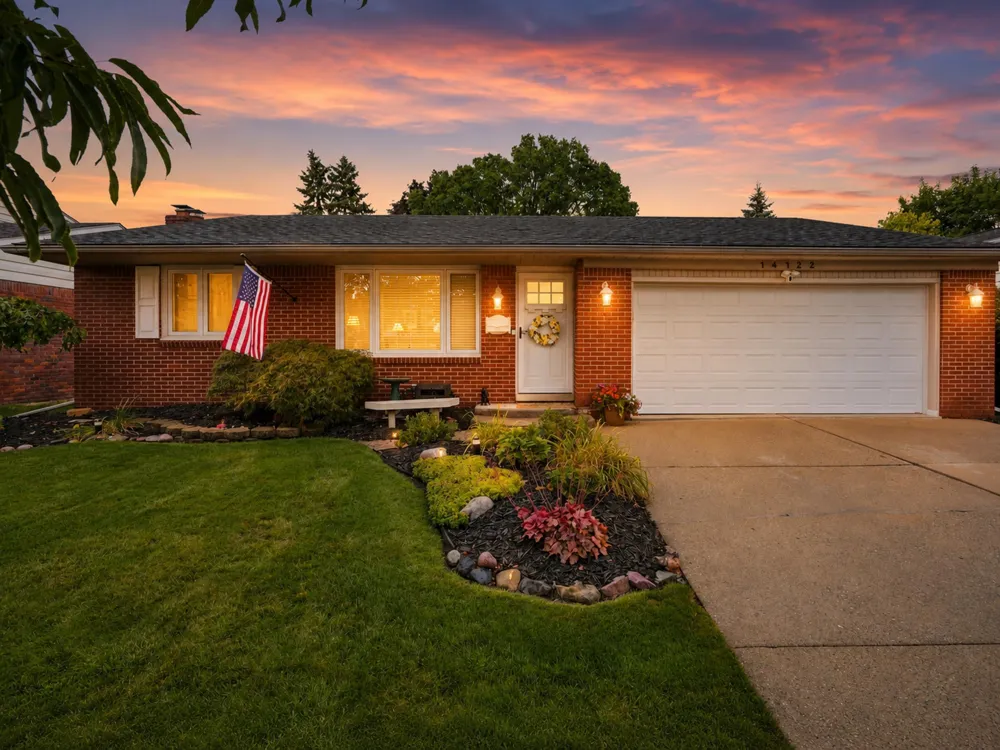 14122 Hubbard Street Livonia City, MI 48154