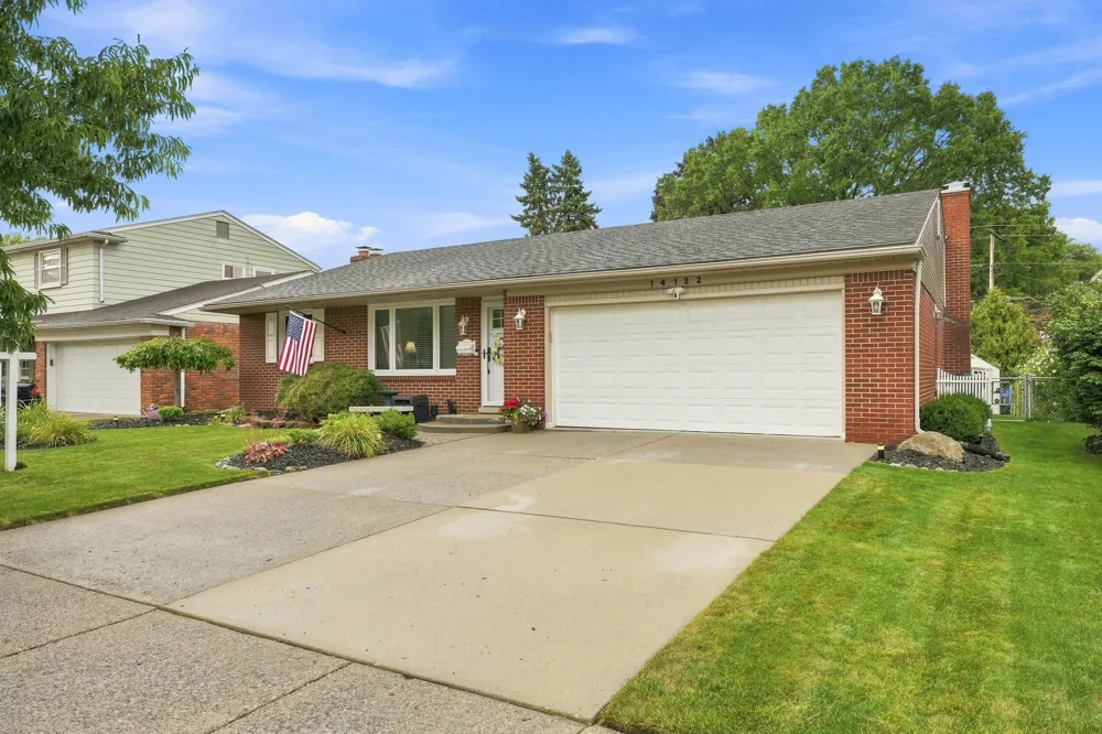 14122 Hubbard Street Livonia City, MI 48154