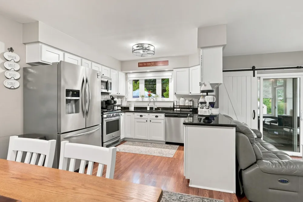 14122 Hubbard Street Livonia City, MI 48154