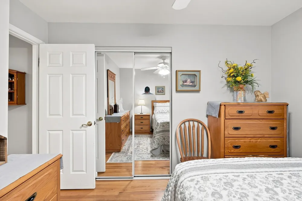 14122 Hubbard Street Livonia City, MI 48154
