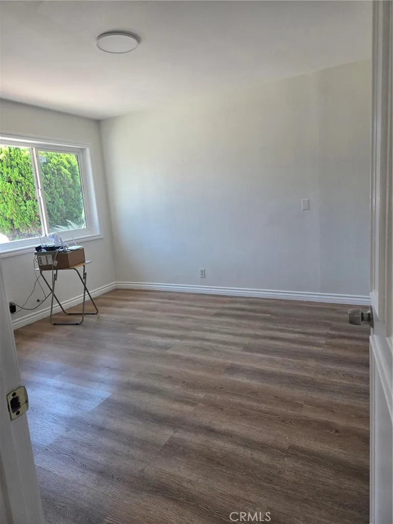2530 S Rene Santa Ana, CA 92704