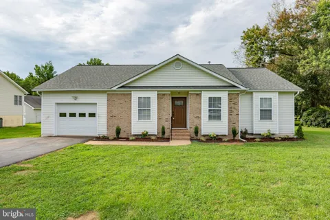 205 OLD LANDING COURT